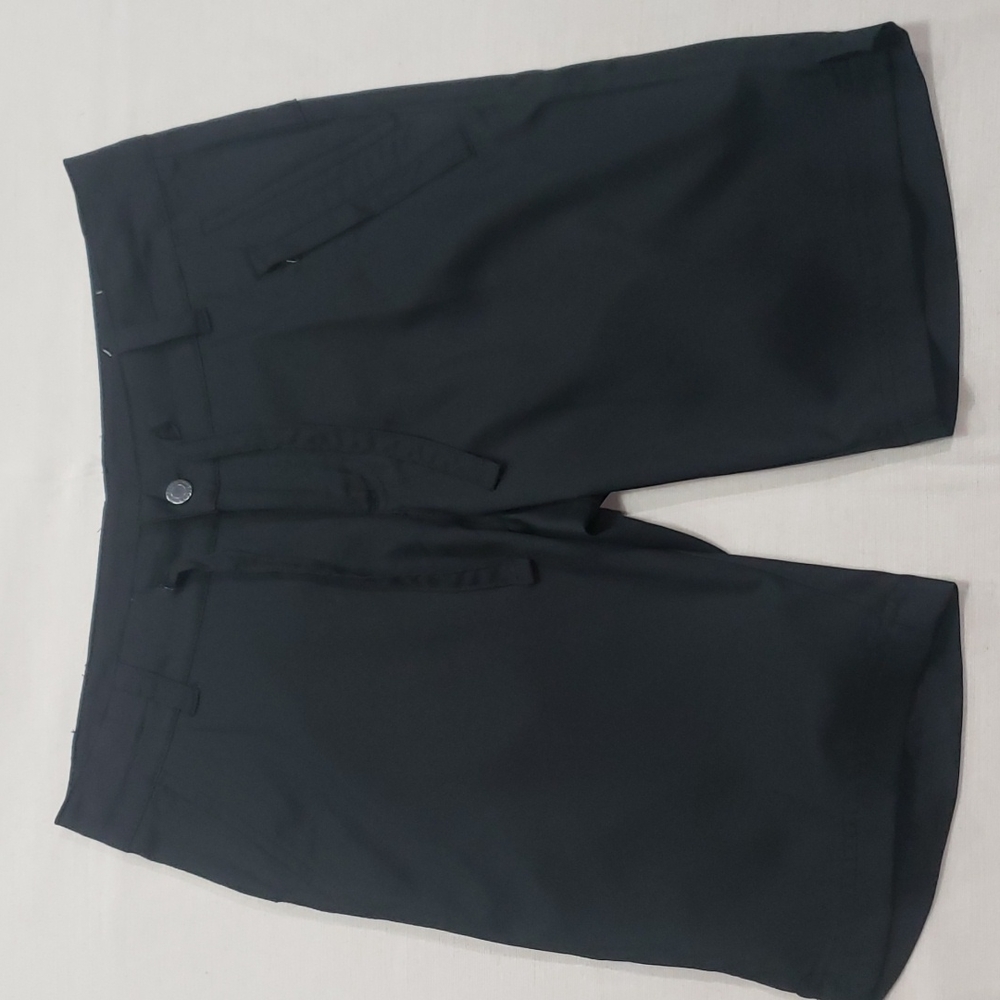 Magellan Outdoor Black shorts sz S